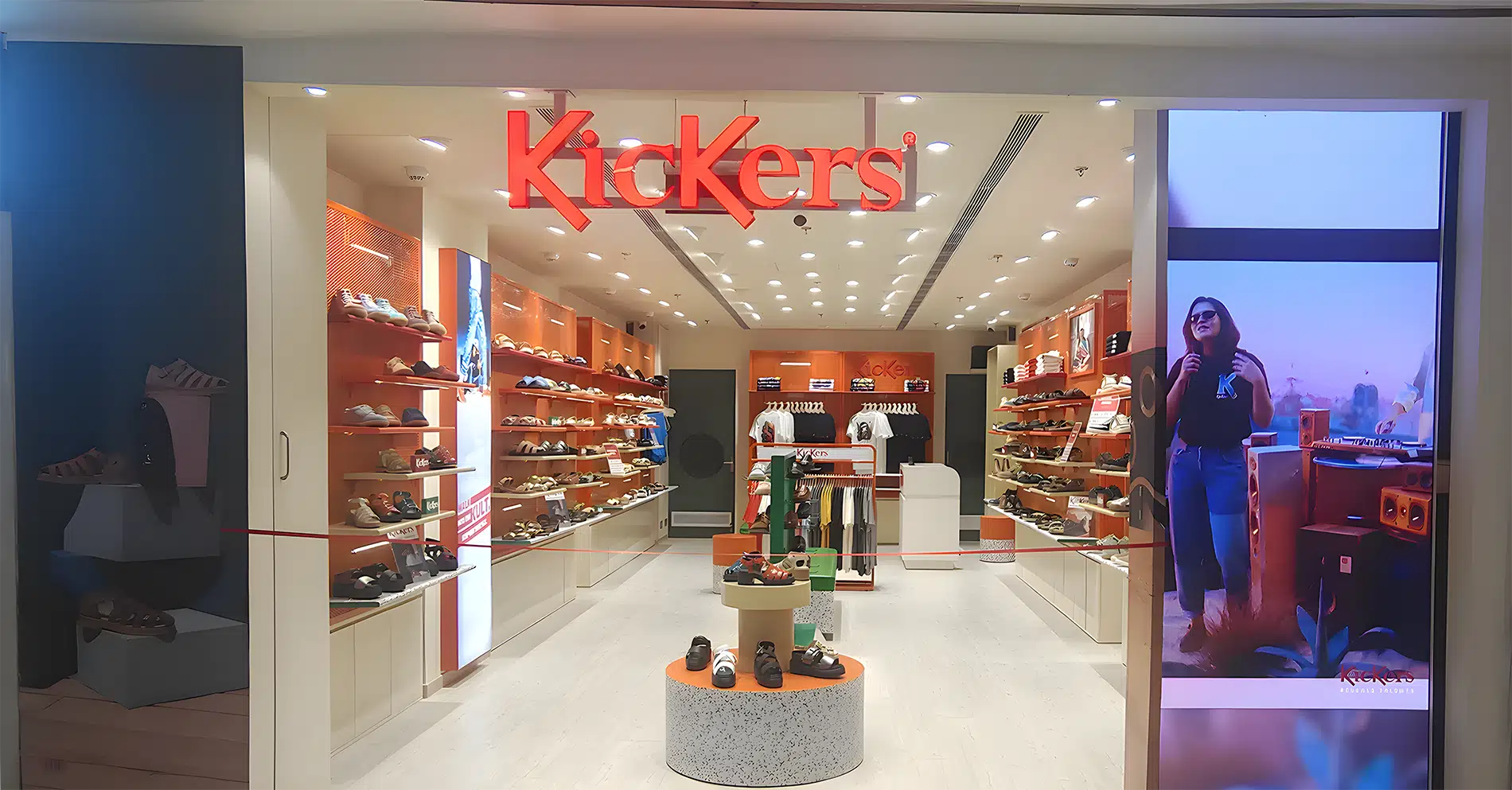Banner 1 - Kickers Shop AT