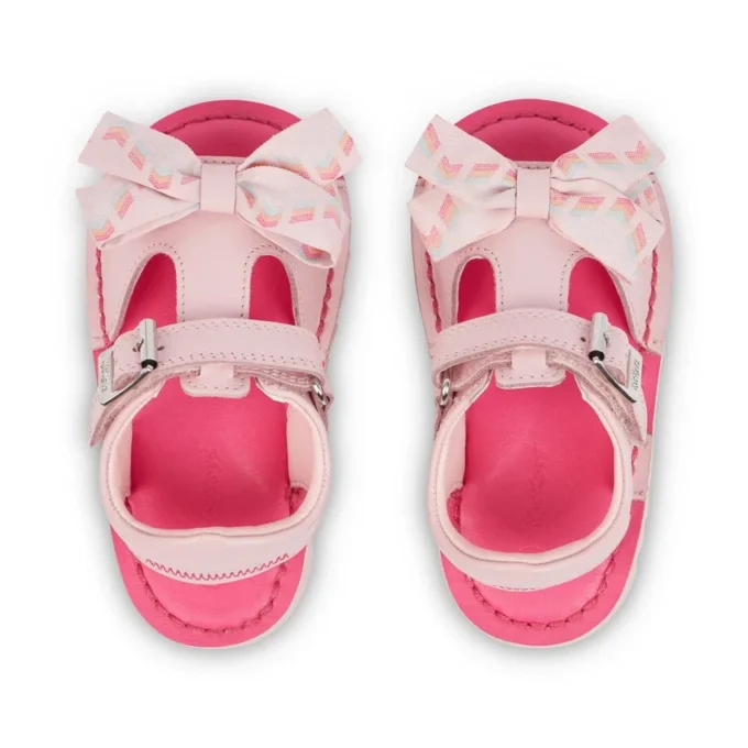Kick Sandal für kleine Mädchen aus Leder, rosa